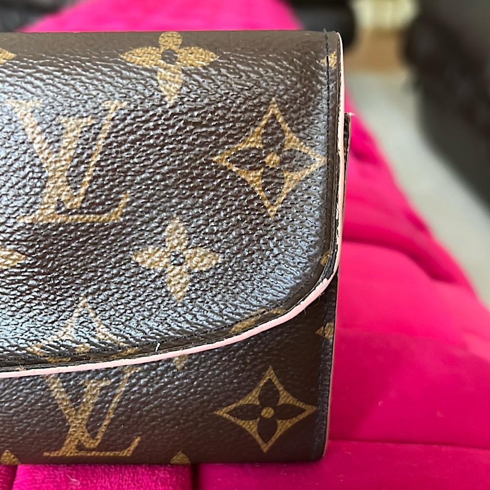 Louis Vuitton Bloom Flower Emilie Wallet-EUC - Picture 10 of 16